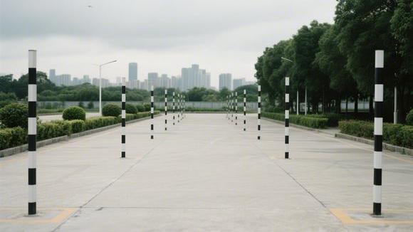 高港驾校大门