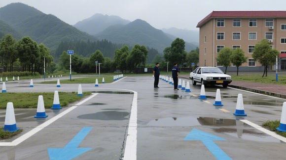 六安临水驾校