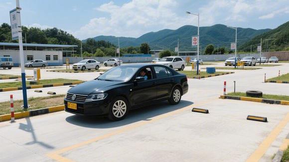 濮阳白衣阁驾校