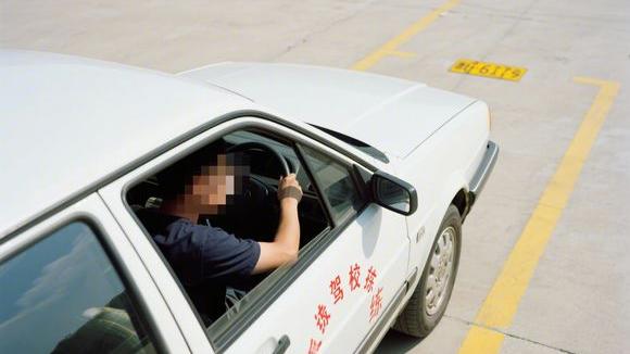 荆州利民驾校