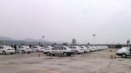张家界谢家垭驾校