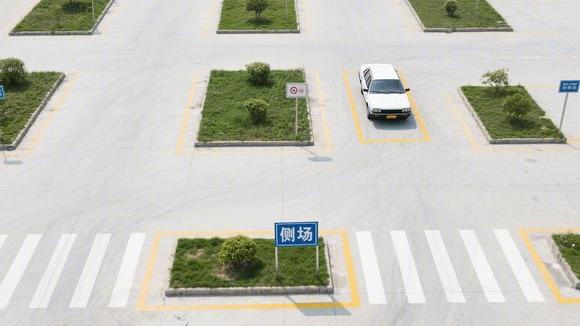 东莞爱轮驾校