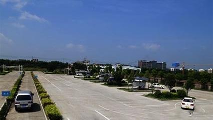 云海驾校大门