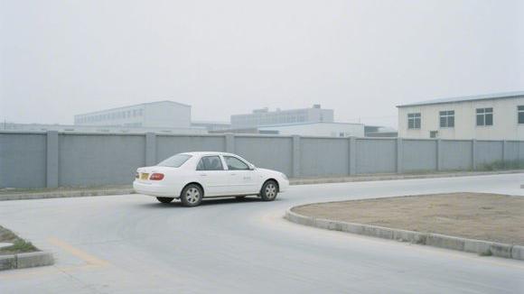 新民驾校大门