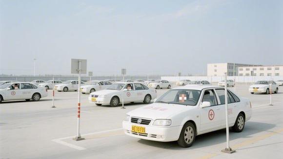 中联驾校大门